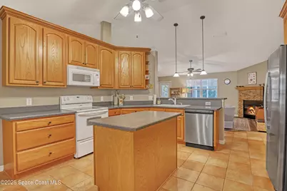 1081 Meadowbrook Road NE, Palm Bay, FL 32905 - Photo 15