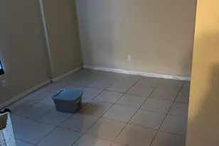 390 7th Rd SW, Vero Beach, FL 32960 - Photo 7