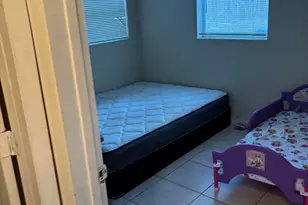 390 7th Rd SW, Vero Beach, FL 32960 - Photo 5