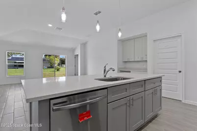 101 Crosspoint Street SE, Palm Bay, FL 32909 - Photo 7