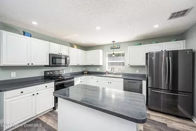 3291 Fitzpatrick Avenue SW, Palm Bay, FL 32908 - Photo 17