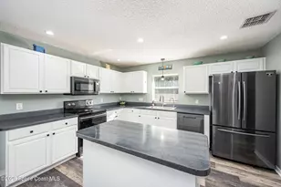 3291 Fitzpatrick Ave SW, Palm Bay, FL 32908 - Photo 17