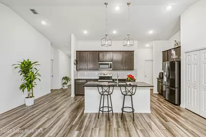 808 Grandeur Street SE, Palm Bay, FL 32909 - Photo 11