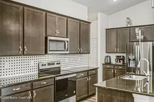 808 Grandeur St SE, Palm Bay, FL 32909 - Photo 5