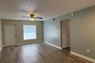 190 E Olmstead Dr, Titusville, FL 32780 - Photo 9