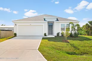 542 Hamy Street SW, Palm Bay, FL 32908 - Photo 1