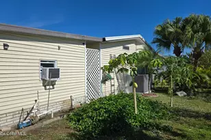 927 Yew St, Barefoot Bay, FL 32976 - Photo 37