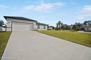 2297 Wagonwheel Ave SE, Palm Bay, FL 32909 - Photo 55