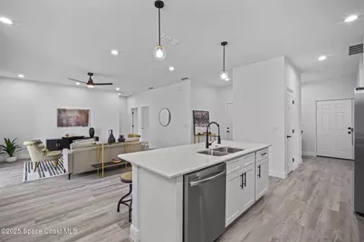 2297 Wagonwheel Avenue SE, Palm Bay, FL 32909 - Photo 13