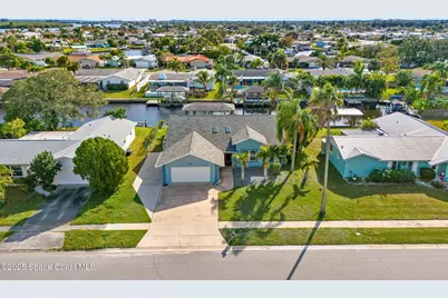 445 Diana Boulevard, Merritt Island, FL 32953 - Photo 3