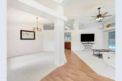 654 Sheridan Woods Drive, Melbourne, FL 32904 - Photo 7