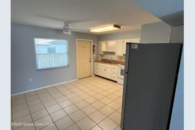 331 S Brevard Ave Avenue #B, Cocoa Beach, FL 32931 - Photo 7