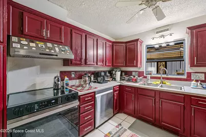 951 Pembroke Avenue NE, Palm Bay, FL 32907 - Photo 29