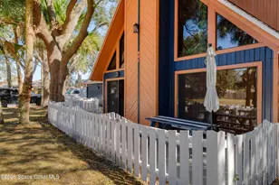 951 Pembroke Ave NE, Palm Bay, FL 32907 - Photo 3