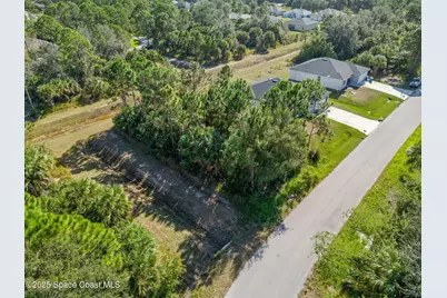 1117 Hanover Avenue SW, Palm Bay, FL 32908 - Photo 5