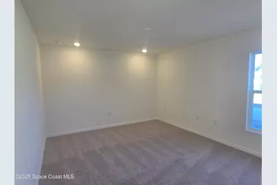 952 SW Richmond Circle SW, Palm Bay, FL 32908 - Photo 5