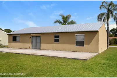 2252 SE Berkshire Boulevard, Port Saint Lucie, FL 34952 - Photo 15