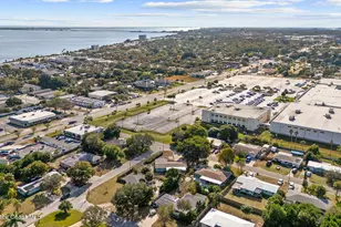 100 Charles Dr, Melbourne, FL 32935 - Photo 49