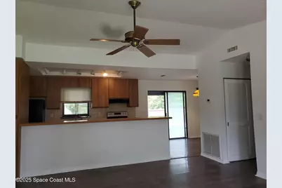 255 8th Court, Vero Beach, FL 32962 - Photo 3