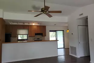 255 8th Ct, Vero Beach, FL 32962 - Photo 3