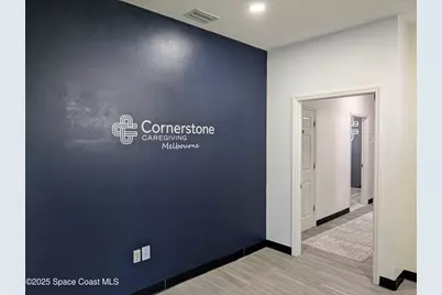 301 W Hibiscus Boulevard, Melbourne, FL 32901 - Photo 5