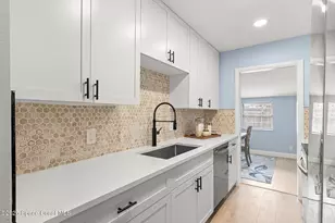 668 Thomas Jefferson Ln, Melbourne, FL 32904 - Photo 17