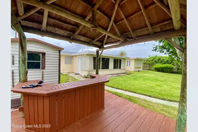 110 Deleon Road, Cocoa Beach, FL 32931 - Photo 15