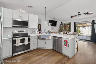 489 Santa Martia St SW, Palm Bay, FL 32908 - Photo 7