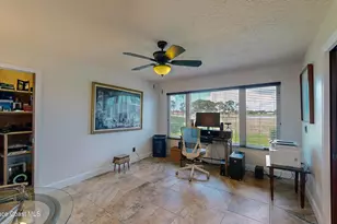 820 Kerry Downs Cir, Melbourne, FL 32940 - Photo 23