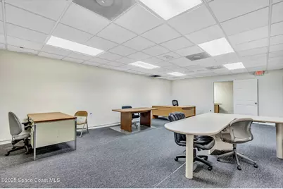 902 E New Haven Avenue, Melbourne, FL 32901 - Photo 21