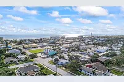 172 Woodland Avenue, Cocoa Beach, FL 32931 - Photo 43