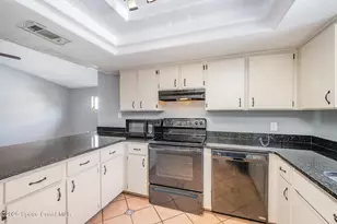 4006 Dewberry Cir, Melbourne, FL 32901 - Photo 9