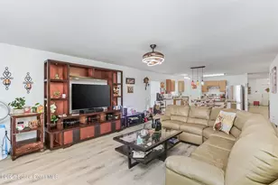 4300 Millicent Cir, Melbourne, FL 32901 - Photo 7