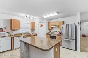 4300 Millicent Cir, Melbourne, FL 32901 - Photo 3