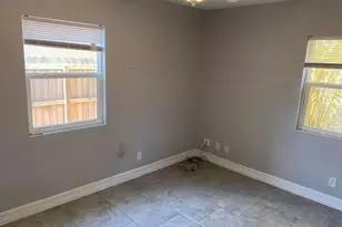 1924 Elizabeth St, Melbourne, FL 32901 - Photo 9