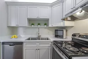 25 Pine Arbor Ln, Vero Beach, FL 32962 - Photo 9