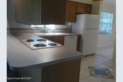 520 Avondale Road NE, Palm Bay, FL 32907 - Photo 5