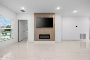 1091 Tolson St SE, Palm Bay, FL 32909 - Photo 5