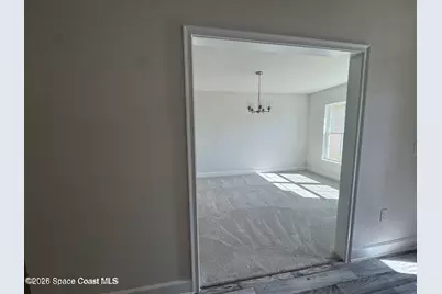 962 Seneca Avenue, Sebastian, FL 32958 - Photo 5