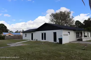 363 Royal St SE, Palm Bay, FL 32909 - Photo 5