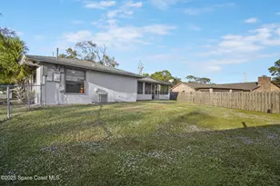 284 Emerson Dr NW, Palm Bay, FL 32907 - Photo 29