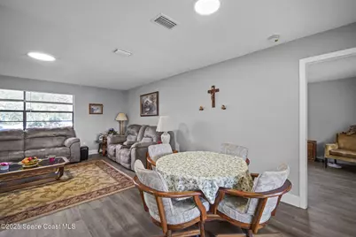 284 Emerson Drive NW, Palm Bay, FL 32907 - Photo 17