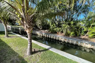 1190 Yacht Club Blvd, Indian Harbour Beach, FL 32937 - Photo 3