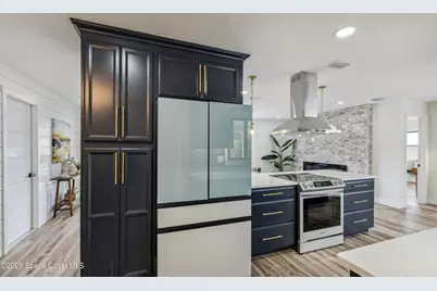 1190 Yacht Club Blvd, Indian Harbour Beach, FL 32937 - Photo 9