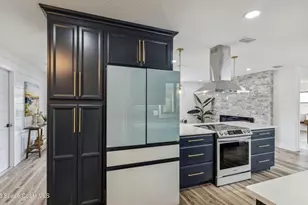 1190 Yacht Club Blvd, Indian Harbour Beach, FL 32937 - Photo 9