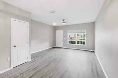 1368 Hampton Park Lane, Melbourne, FL 32940 - Photo 3