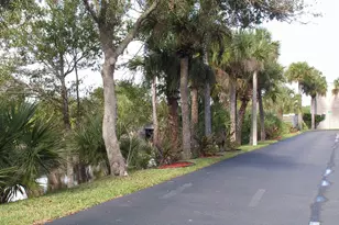 935 N Prosperity Pl N, Rockledge, FL 32955 - Photo 3