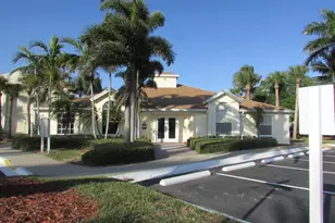 1850 Charlesmont Dr, Melbourne, FL 32903 - Photo 5