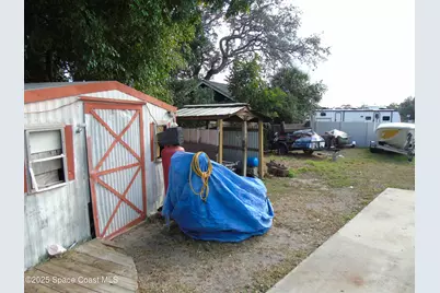 2952 Century Oaks Circle N, Malabar, FL 32950 - Photo 9