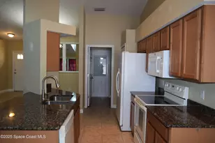 719 Samuel Chase Ln, Melbourne, FL 32904 - Photo 9